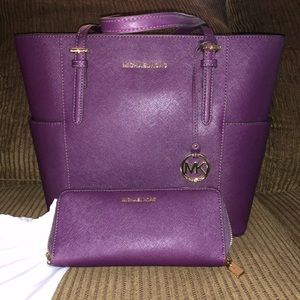 Michael Kors tote and wallet